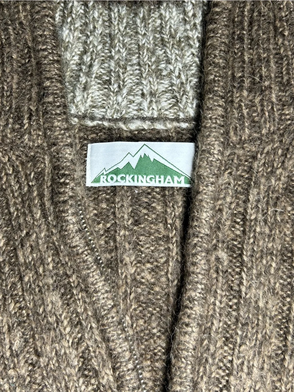 Rochingham Size XL Brown Ribbed Man s Sweater